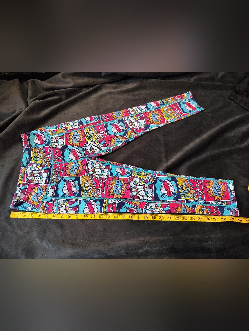 Constantly Varied Wear Workout Leggings Colorful Comic Book Print - Small - Picture 6 of 9